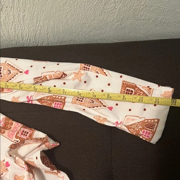 # 0516+ Gingerbread House Pattern Shirt - Brown and Pink - Picture 4 of 5